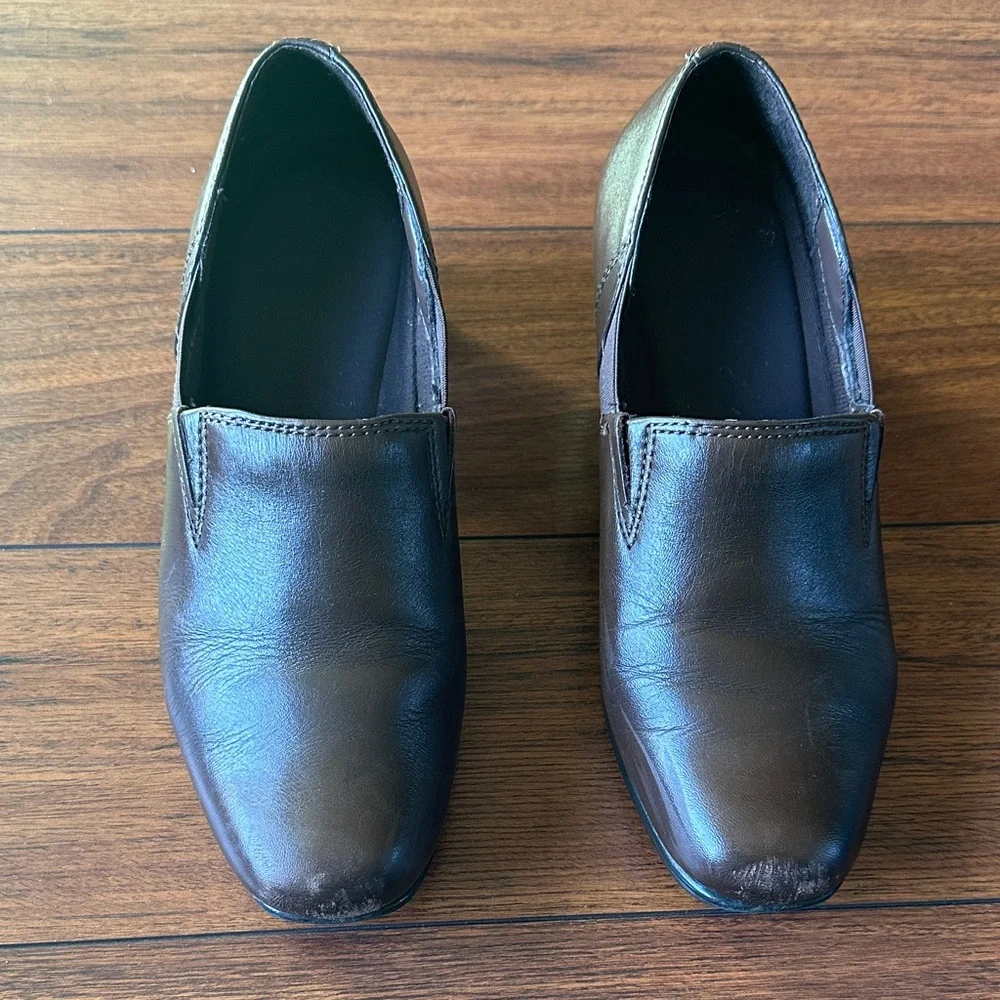 🥿🥿EUC Chic Brown Air Supply Dress Women's Loafers🥿🥿